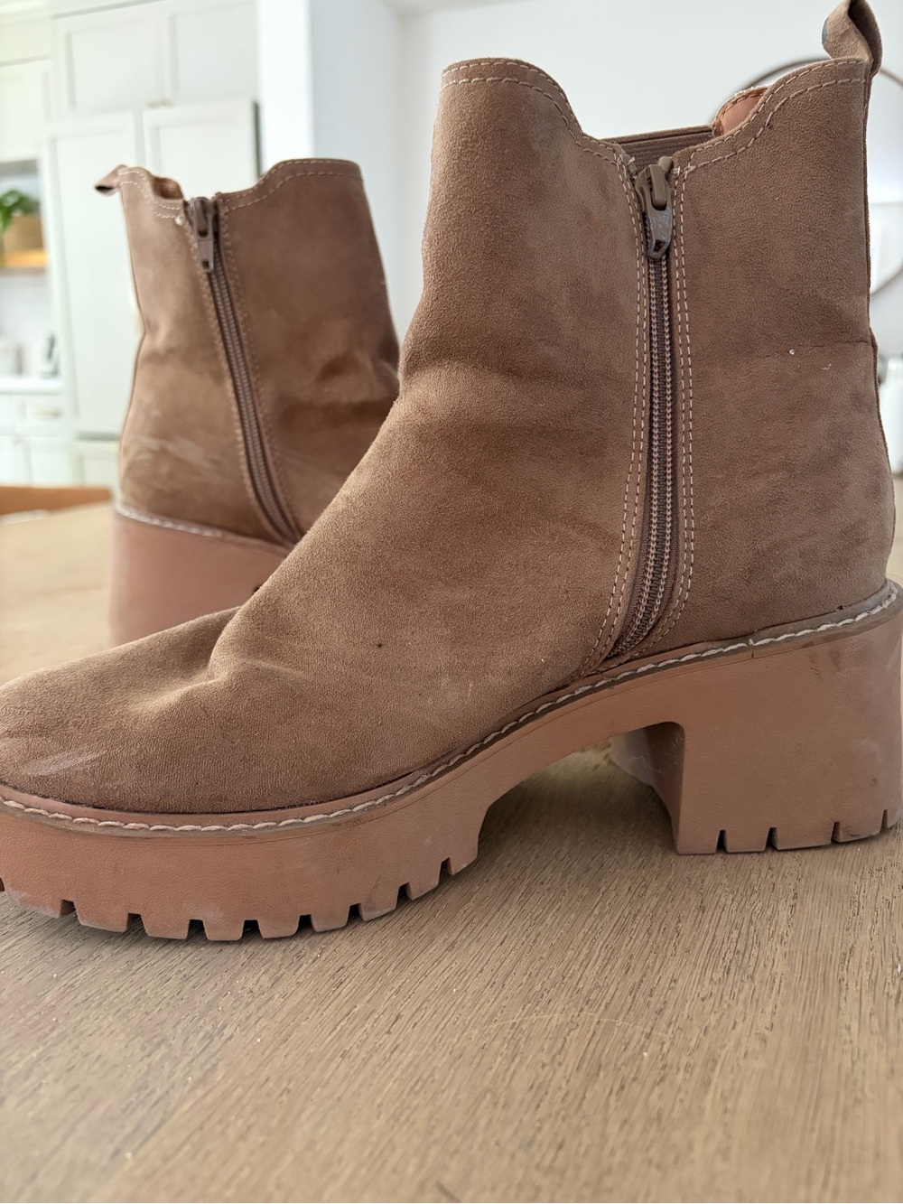 Universal Thread Sueded Chelsea Boot